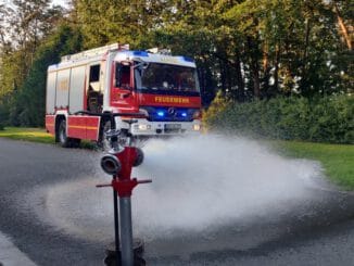 FW Alpen: Hydrantenkontrolle im Gemeindegebiet