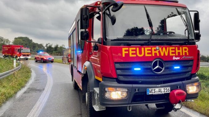FW Alpen: Verkehrsunfall in der Anschlussstelle Sonsbeck