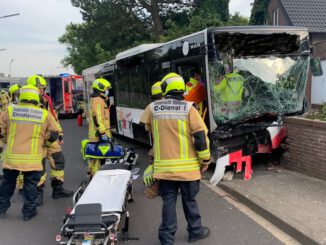 FW-Stolberg: Verkehrsunfall mit Bus