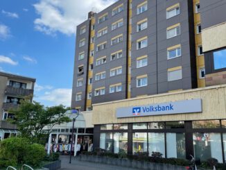 FW Voerde: Zimmerbrand inmitten in Voerde