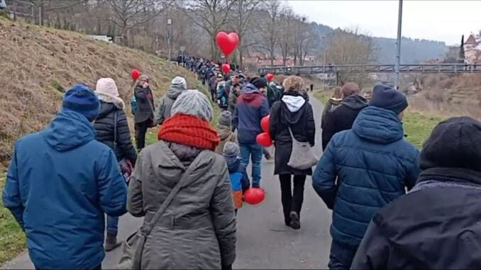 Spaziergang Screenshot Videos Facebook Wertheimerportal 16.01.2022 - RayMedia