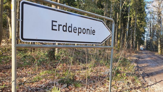 Erddeponie-Schild-klein.jpg