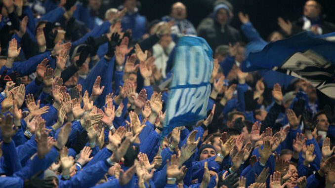 dts_image_11055_rommeffbpe_889_1200_840.jpg Schalke-Fans, über dts Nachrichtenagentur