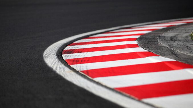 Fahrbahnmarkierung auf einer Formel-1-Rennstrecke, über dts Nachrichtenagentur
