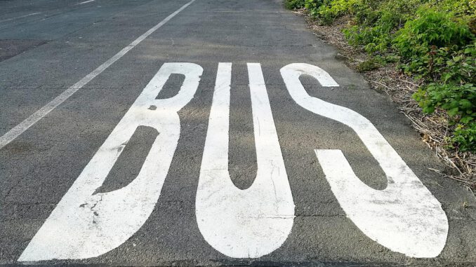 dts_image_14829_ttqpossknr_889_1200_840.jpg Leerer Bus-Parkplatz, über dts Nachrichtenagentur