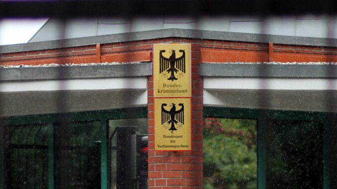 dts_image_6411_thecrocigo_889_1200_840.jpg Bundeskriminalamt (BKA) und Bundesamt für Verfassungsschutz, über dts Nachrichtenagentur