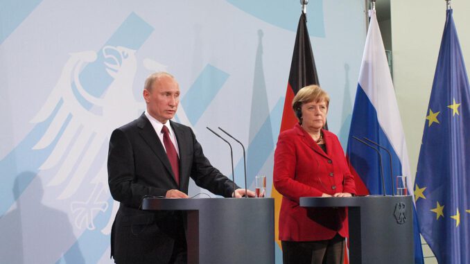 Wladimir Putin und Angela Merkel, über dts Nachrichtenagentur