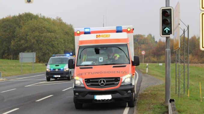 1660565451_accident-fire-ambulance-barrier-4654008-e1617478292586-wpp1617478990134.jpg