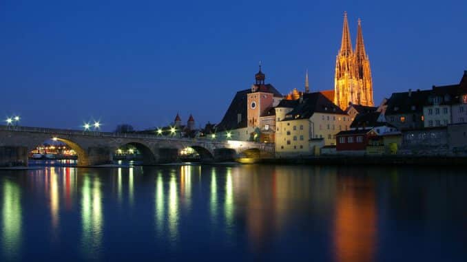 1663323058_regensburg-germany-city-urban-85883.jpg