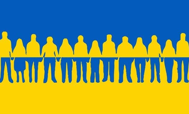 UkraineflaggemitMenschen.jpg