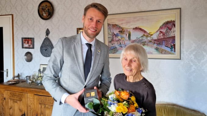 „Wertheim-Pralinen“ als Präsent für besondere Jubilare