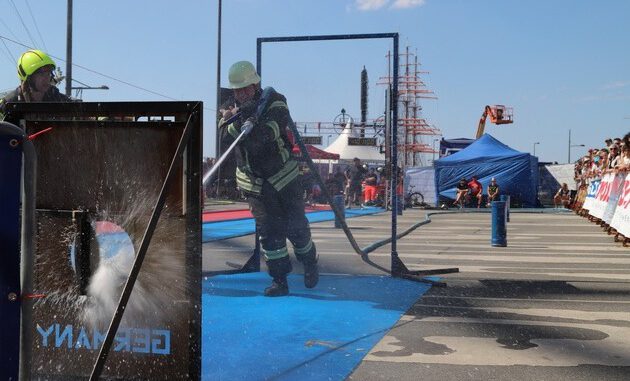 Symbolbild_FirefightatChallenge2018.JPG