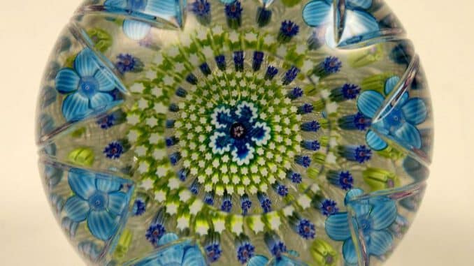 wertheim.de - Glasmuseum präsentiert Paperweight-Ausstellung