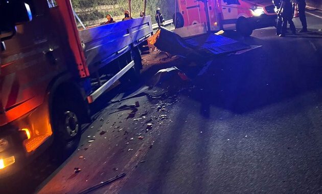 ZweiVerletztenachUnfrwehrBergheim1.jpeg