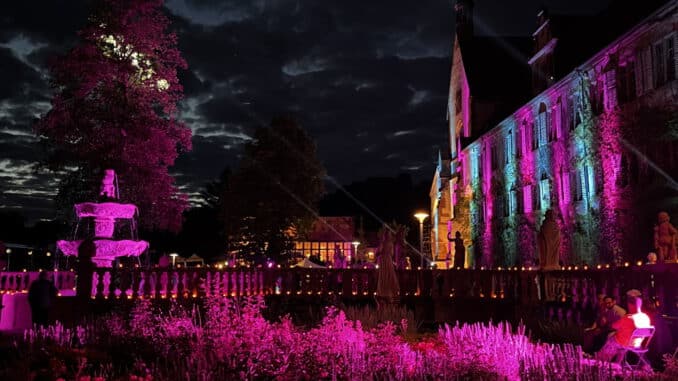 Lichterfest bringt Kloster Bronnbach zum Strahlen