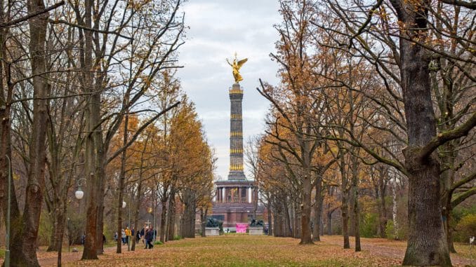 1700643625_siegessc3a4ule-victory-column-park-5850899.jpg