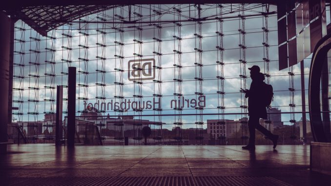 station-berlin-glass-facade-5132281.jpg